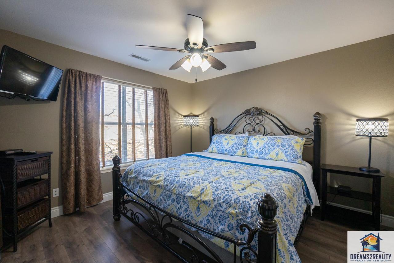 2Br Walk-In Condo - Near The 76 Strip - Pool - Free Tickets Included - Clc-6 Branson Exteriér fotografie